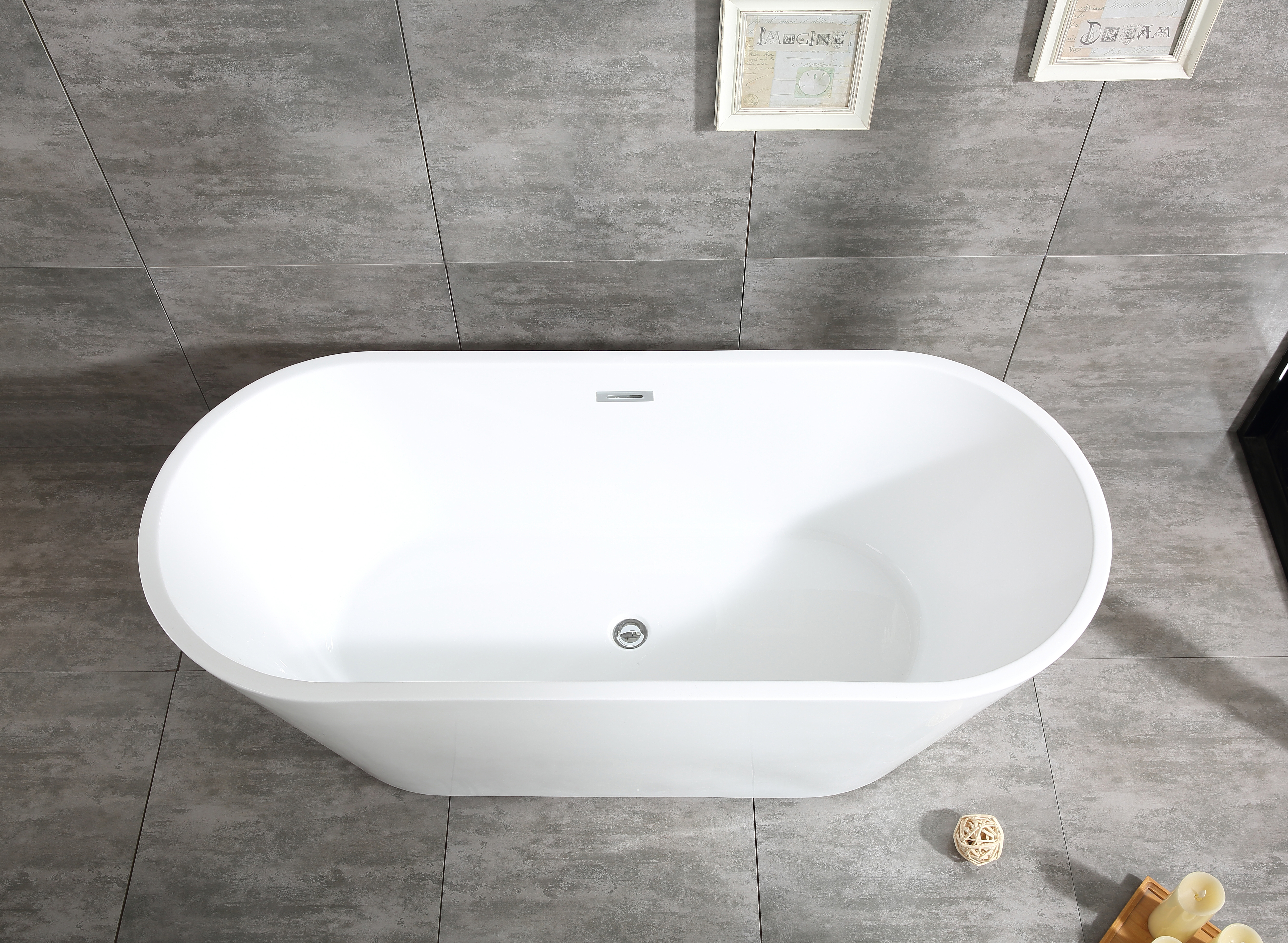 Badekar november - 170x75x58 cm Badekar november - 170x75x58 cm