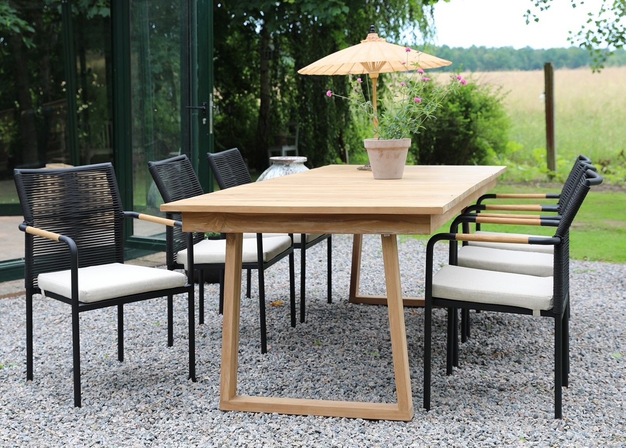 Saltö spisebord i teak - 240x100 cm Saltö spisebord i teak - 240x100 cm