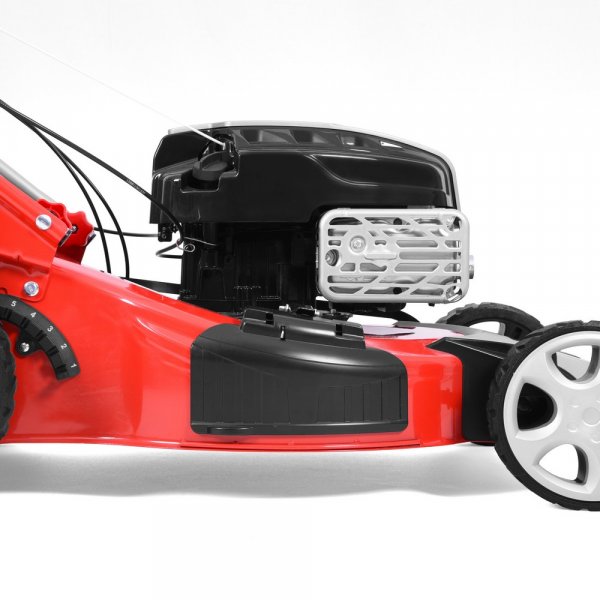 Bensindrevet gressklipper 56 cm, selvg�ende - Briggs & Stratton 190cc