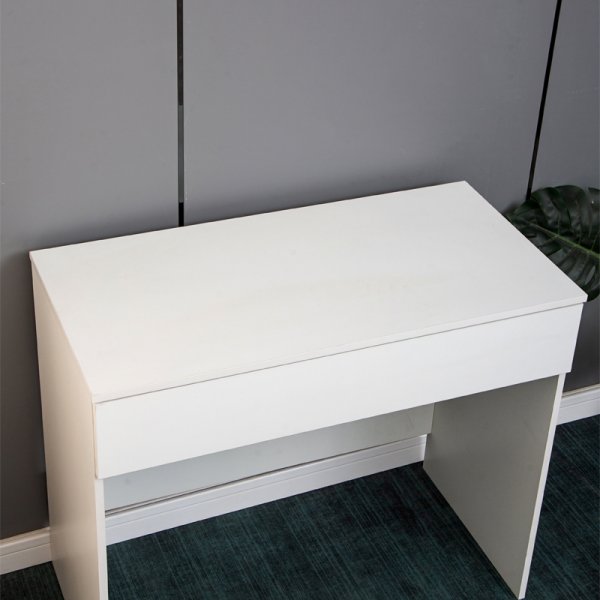 Hvitt sminkebord med oppbevaring, 90 cm bredt Hvitt sminkebord med oppbevaring, 90 cm bredt