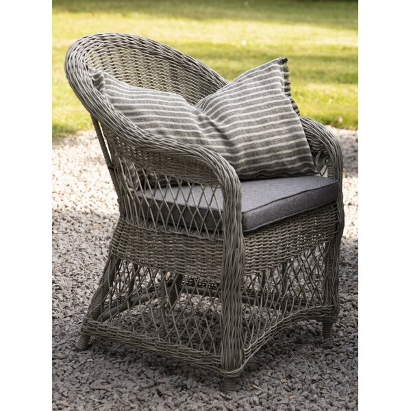 Marbella gr rotting lenestol med pute + Tekstilimpregnering for utembler