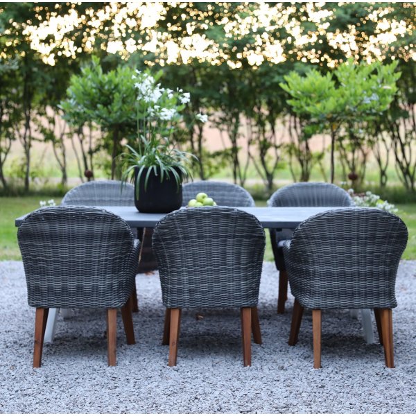 Oxford utendrs spisegruppe; grtt/hvitt bord 220 cm inkl. 6 stk. Valetta lenestoler gr kunstrotting + Tekstilimpregnering for utembler