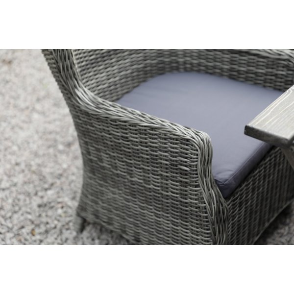 Spisegruppe Scottsdale: Bord 150 cm inkl. 4 stk. Jacksonville lenestoler i grå kunstrotting Spisegruppe Scottsdale: Bord 150 cm inkl. 4 stk. Jacksonville lenestoler i grå kunstrotting