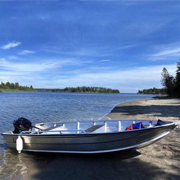 Stor aluminiumsb�t 4,2m | For 5 personer | Lyfco