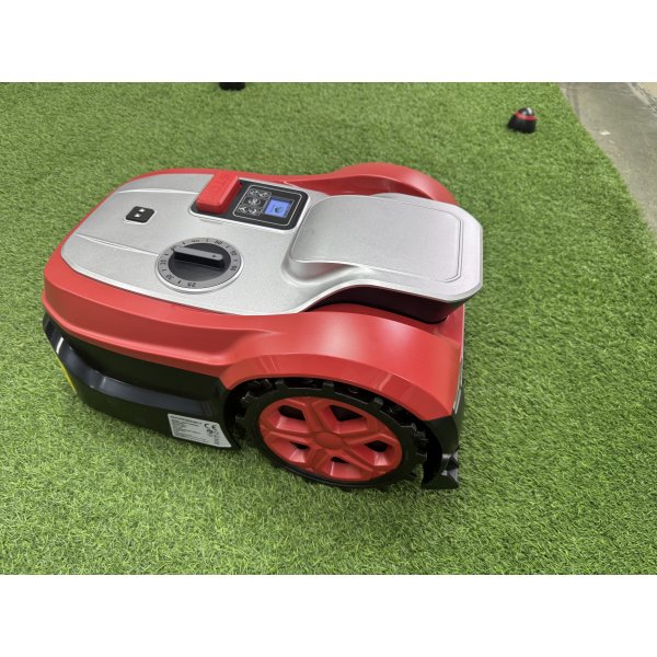 Robotgressklipper FineFox 12 - For plener opptil 1200 m�