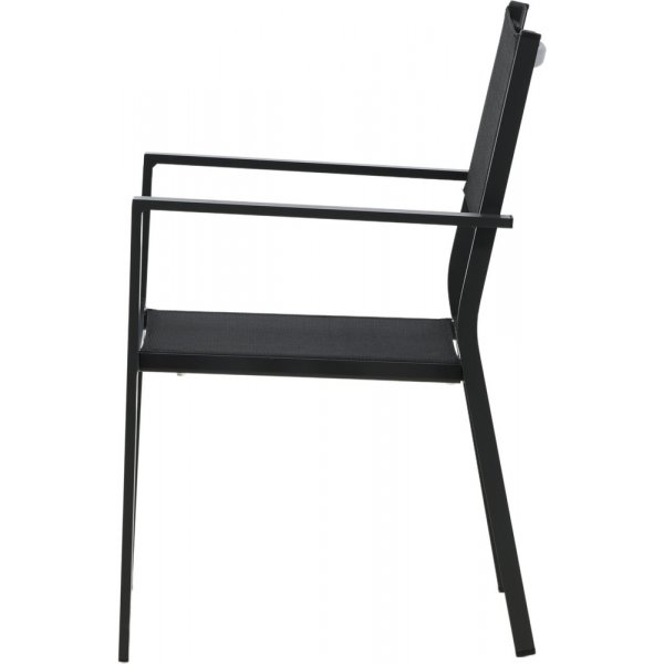 Matvaregruppen i Chania; 6 Copacabana-stoler med spisebord 205 x 90 cm - Svart/natur + Tekstilimpregnering for utembler