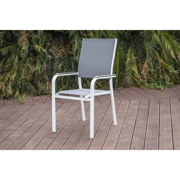 Spisegruppe Ebbarp med 4 stoler - Ø150 Spisegruppe Ebbarp med 4 stoler - Ø150