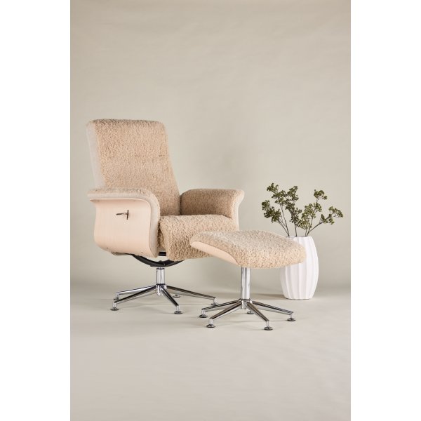 Lenestol med fotskammel Hag�n - beige teddy hvitvasket
