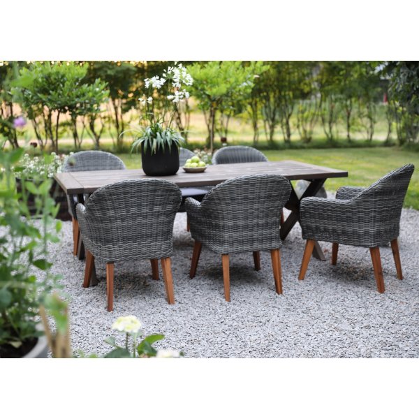 Oxford utendrs spisegruppe; brunt bord 220 cm inkl. 6 stk. Valetta lenestoler gr kunstrotting + Tekstilimpregnering for utembler
