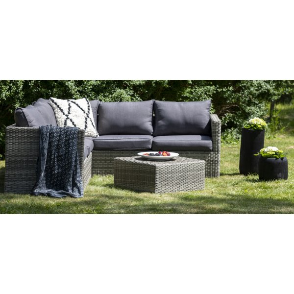 Ingelstorp hjørnesofa med fotskammel - Grå kunstrotting Ingelstorp hjørnesofa med fotskammel - Grå kunstrotting