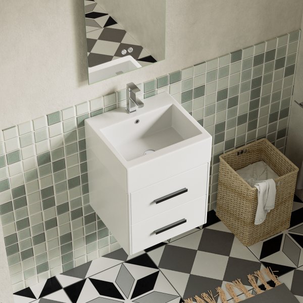 Baderomspakke - Elara | Myktlukkende skuffer og LED-speil | 80 cm