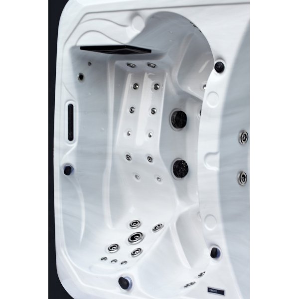 Swimspa Flood 820A Swimspa Flood 820A