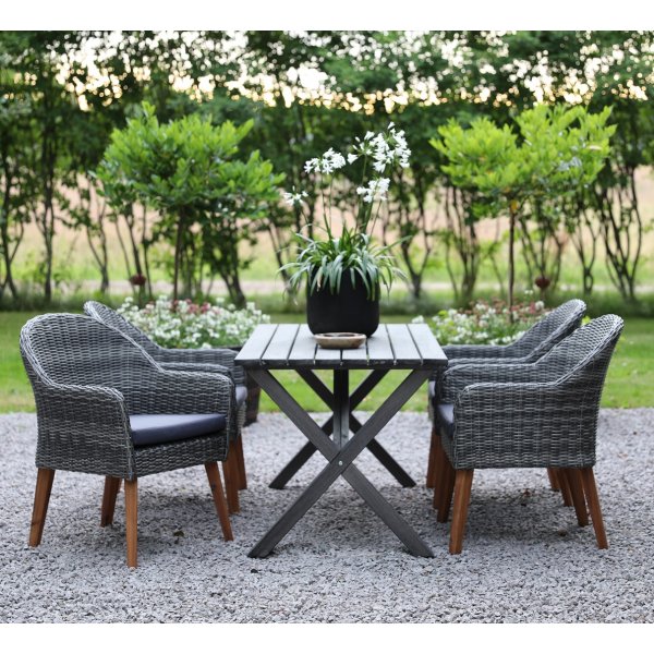 Spisegruppe Scottsdale: bord 150 cm inkludert 4 stk. Valetta lenestoler i gr kunstrotting