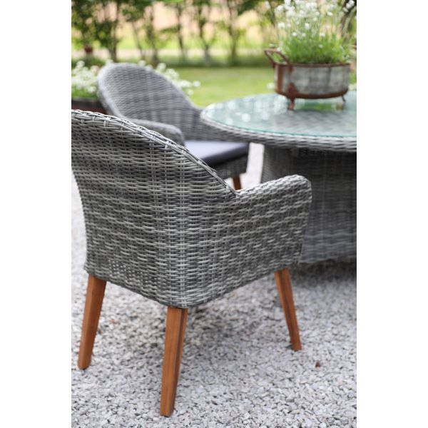 Jacksonville utendrs spisegruppe; 110 cm rundt bord inkl. 4 stk. Valetta lenestoler i gr kunstrotting + Tekstilimpregnering for utembler