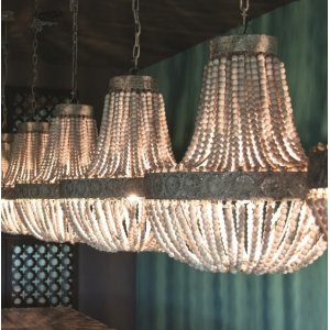 Kullampan taklampe med trekuler