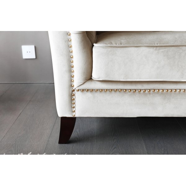 Lenestol i chesterfield beige fl�yel - Milton