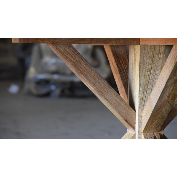 Rustikk spisebord Ø120 cm - Palma Rustikk spisebord Ø120 cm - Palma