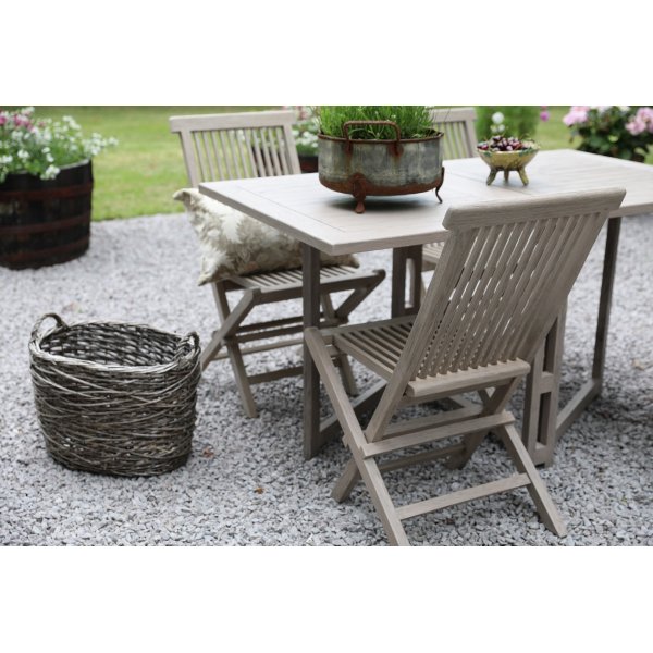 Spisegruppe Saltö grå teak: Klaffbord inkl. 4 stk. Saltö stoler i grå teak Spisegruppe Saltö grå teak: Klaffbord inkl. 4 stk. Saltö stoler i grå teak